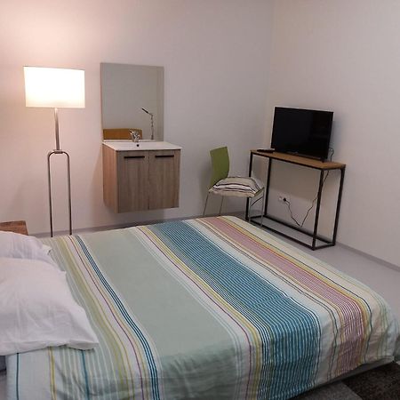 Chez Jean Claude Chambre 2 Personnes Вавр Екстериор снимка